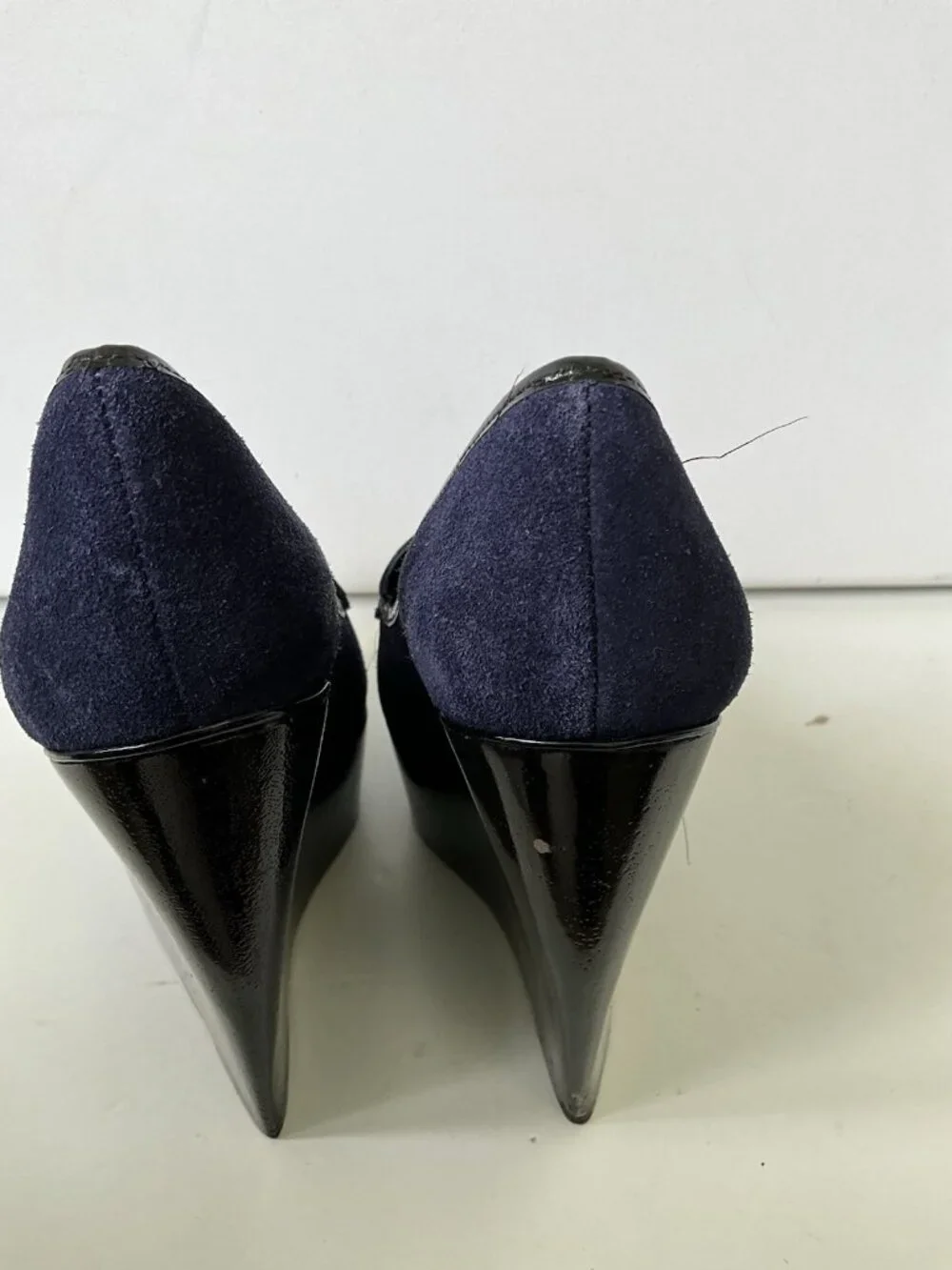 Alice + Olivia Navy Suede Penny Loafer Wedge Pumps Platform Heels EU 38 US7.5